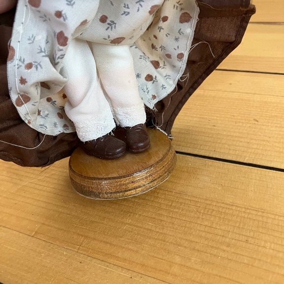 Blonde Big Eye Doll Brown Calico Floral Prairie Bonnet & Dress 9" Vintage Korea - Picture 7 of 12